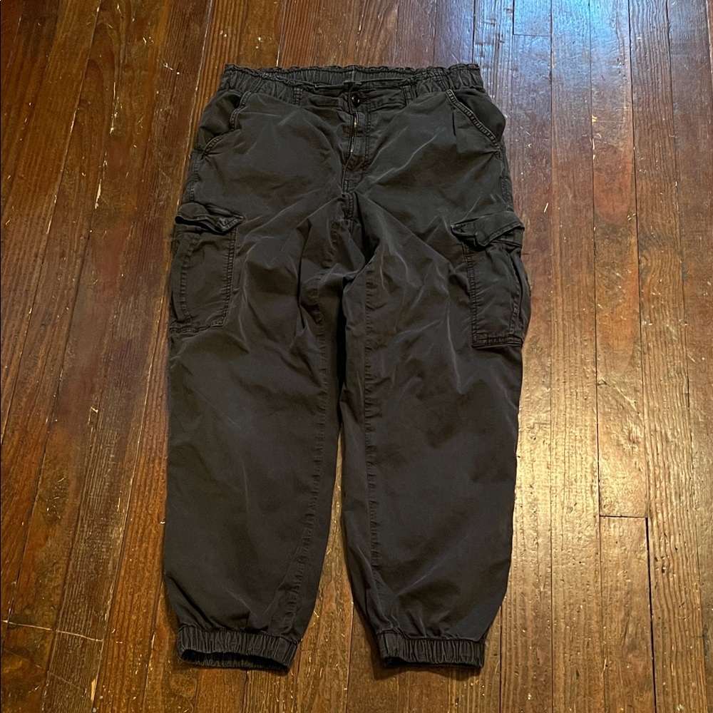 American eagle cargo pants
